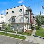 Stunning 4 Bedroom Townhouse In Mid City