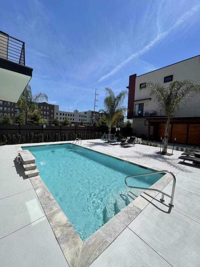 Holiday home Stunning 4 Bedroom Townhouse In Mid *